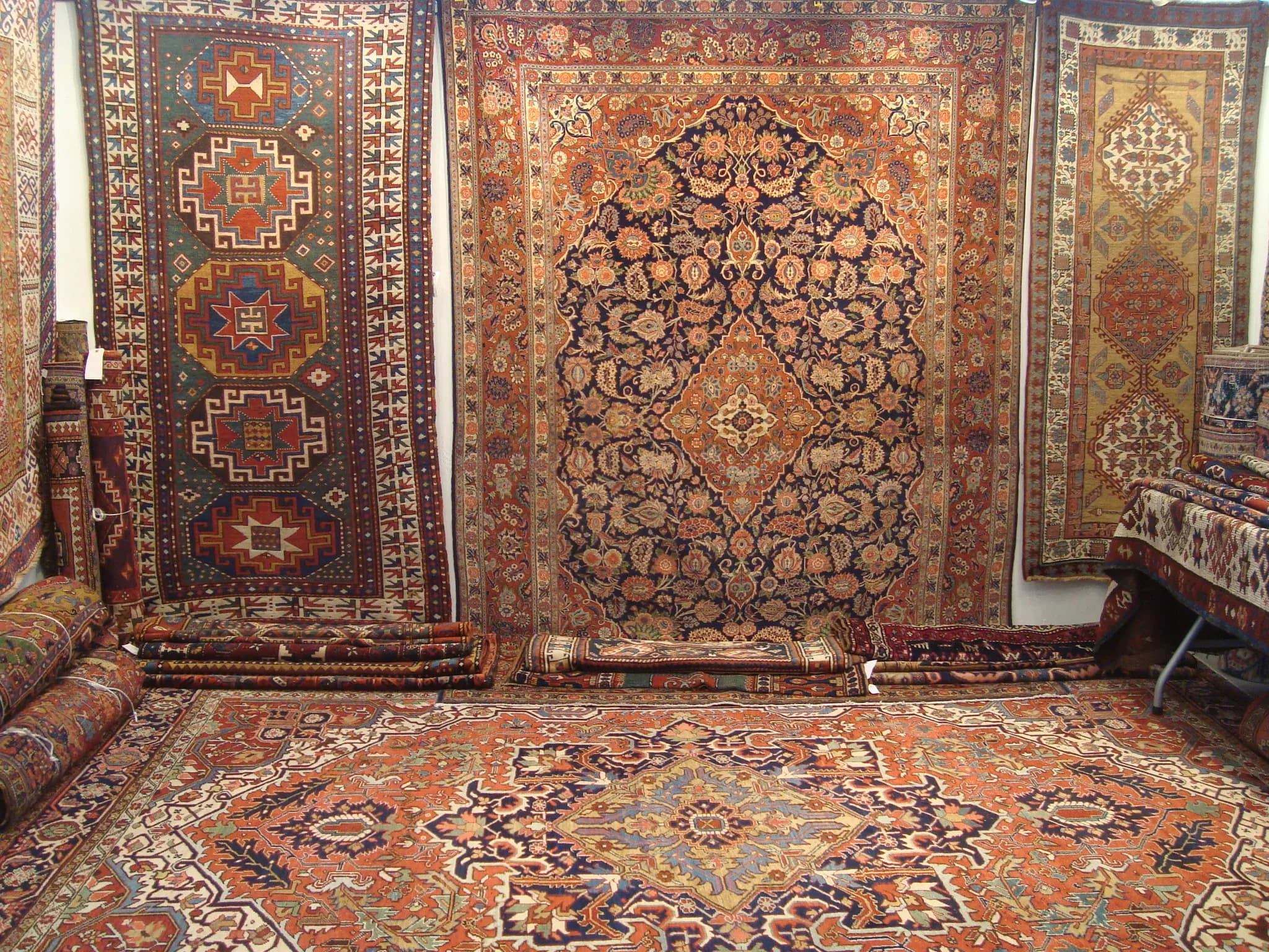 Welcome to Frandino Antique Oriental Rugs!
